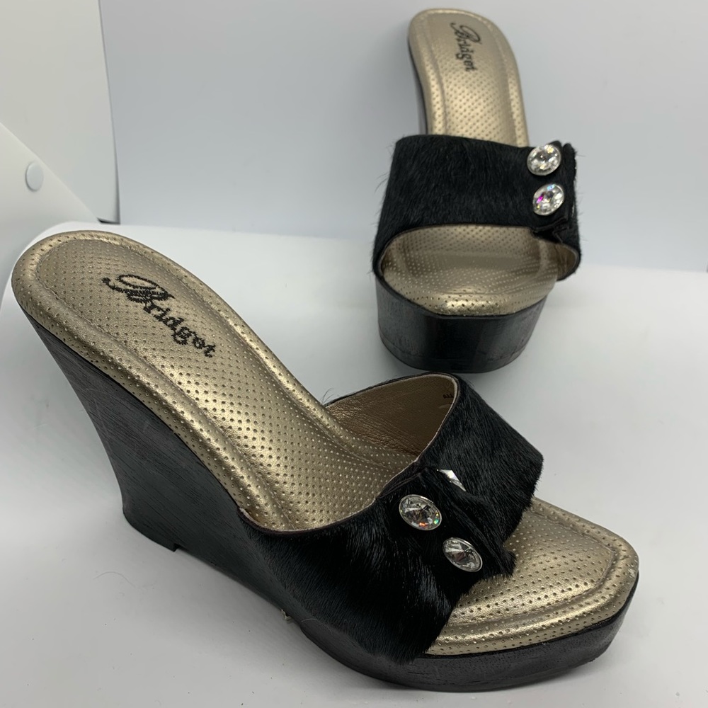 Bridget Black Pony Hair Rhinestone Buttons Wedge sz 7